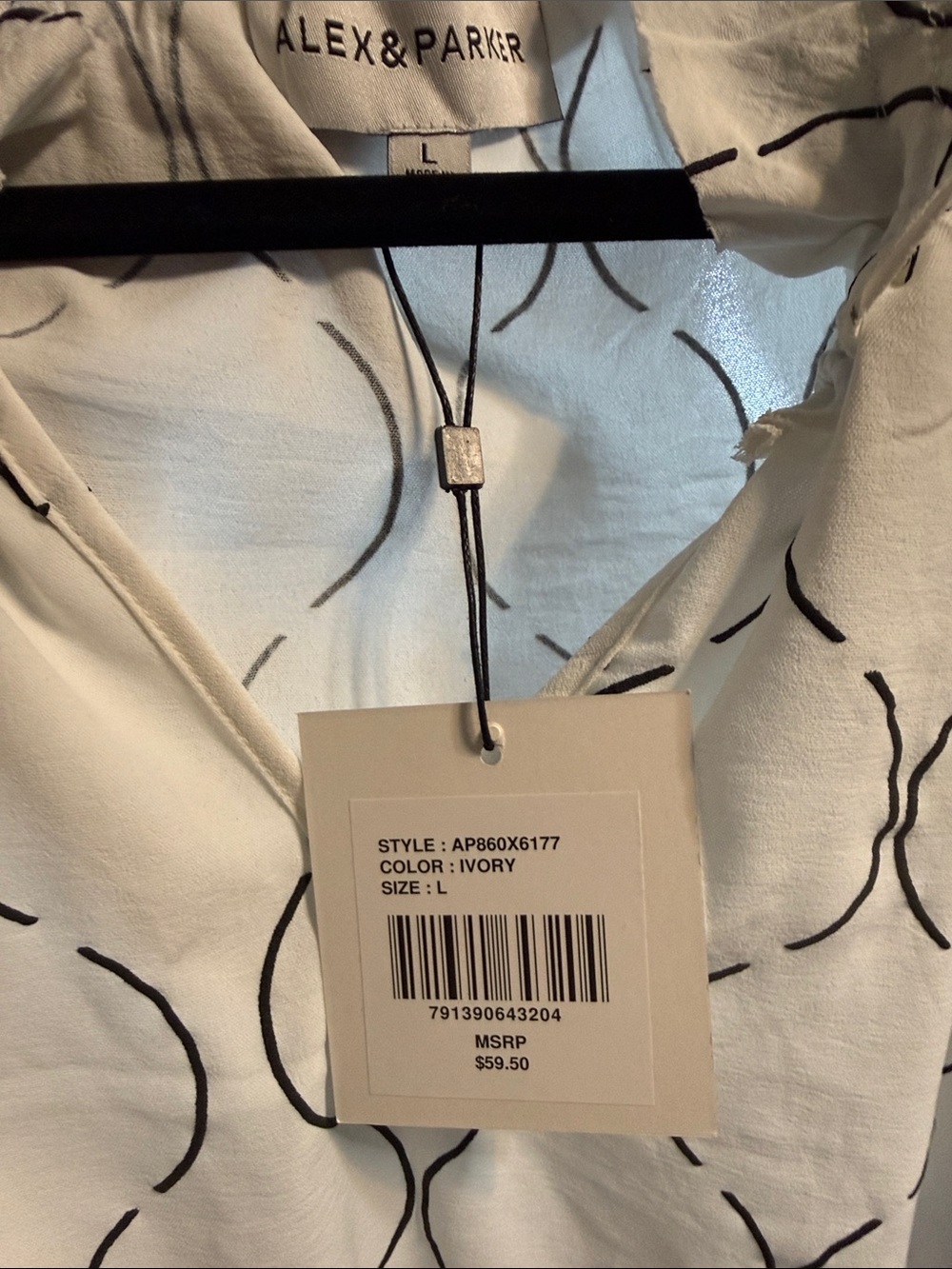 Alex and Parker Cream Short-Sleeve Blouse with Black Geometric Motif - Picture 3 of 3